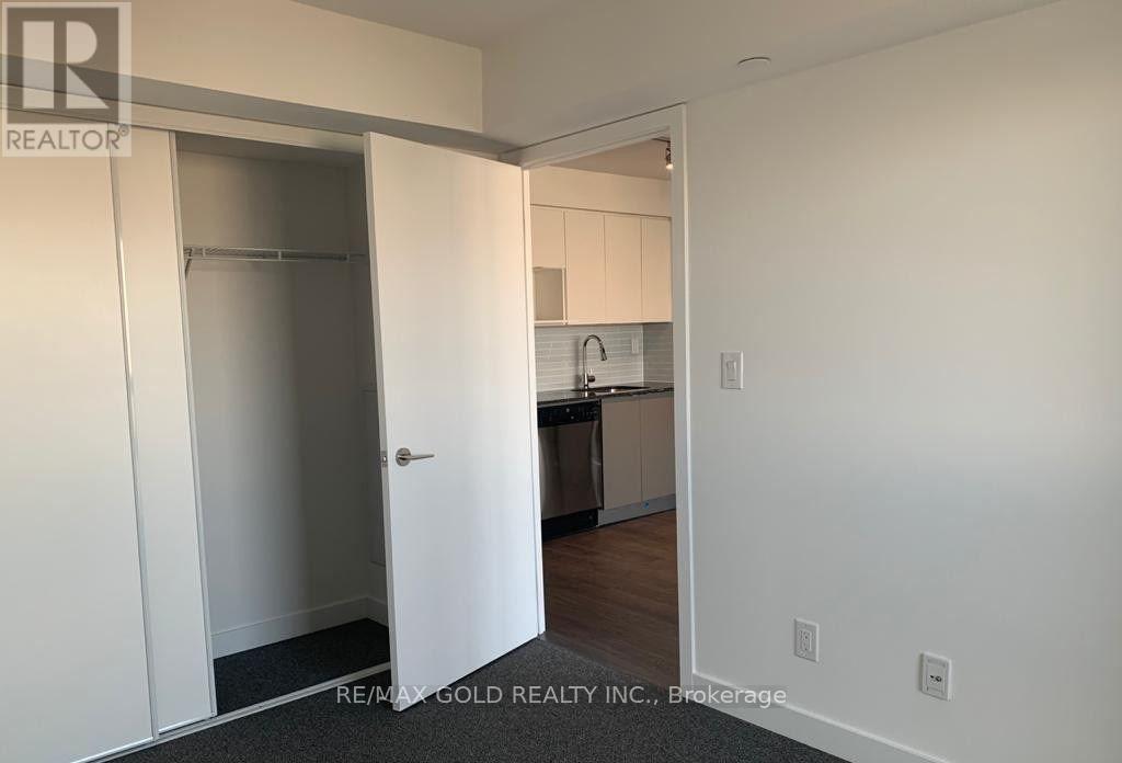 1208 - 160 Flemington Road, Toronto, Ontario  M6A 1N6 - Photo 9 - W12857218