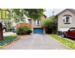 8 DALZELL AVENUE, Brampton, Ontario