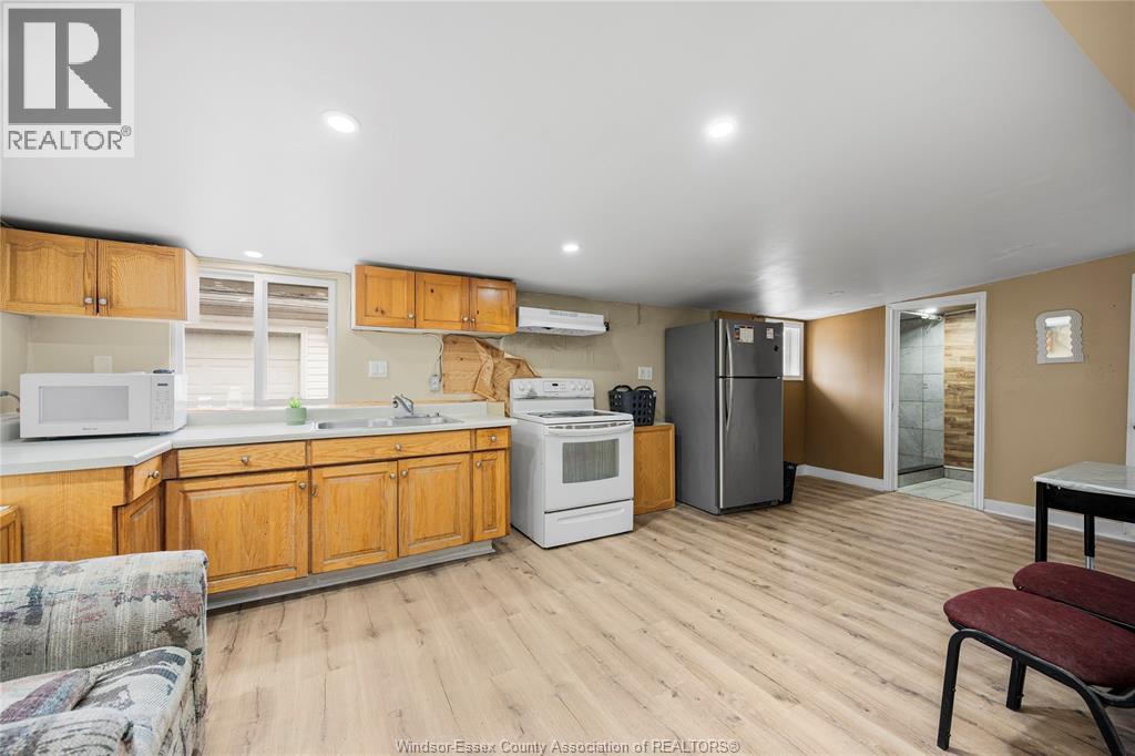 1763 Dominion Boulevard, Windsor, Ontario  N9B 3H6 - Photo 8 - 26004785