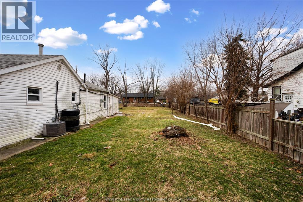 1763 Dominion Boulevard, Windsor, Ontario  N9B 3H6 - Photo 6 - 26004785