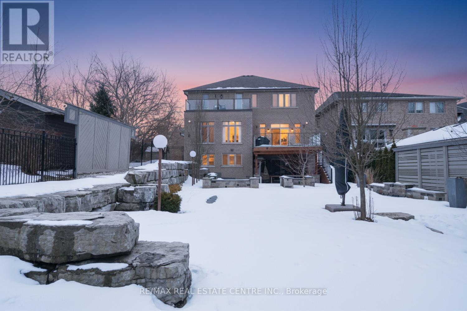 211 Tollgate Drive, Hamilton, Ontario  L9G 5C8 - Photo 4 - X12857164