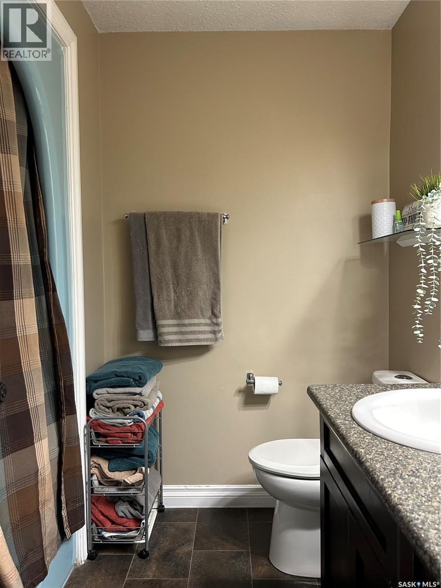 816 8th Avenue, Rosthern, Saskatchewan  S0K 3R0 - Photo 20 - SK029925
