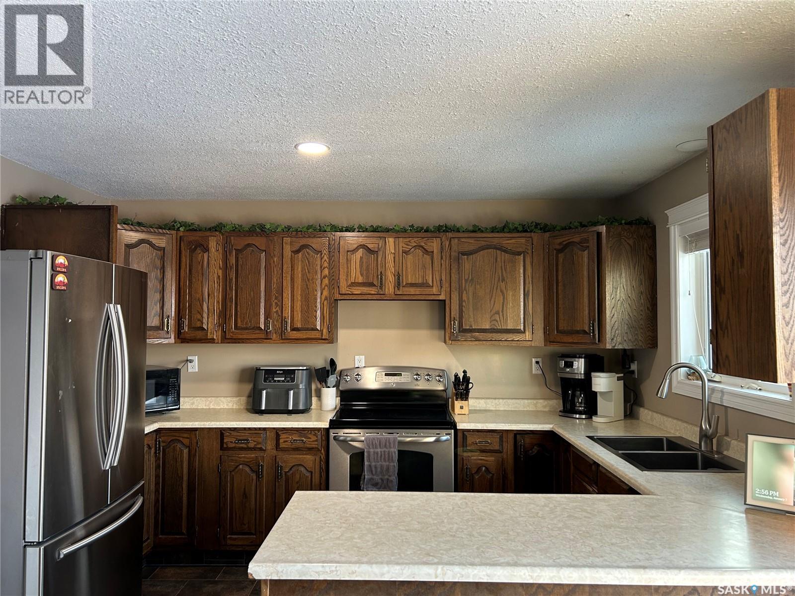 816 8th Avenue, Rosthern, Saskatchewan  S0K 3R0 - Photo 9 - SK029925