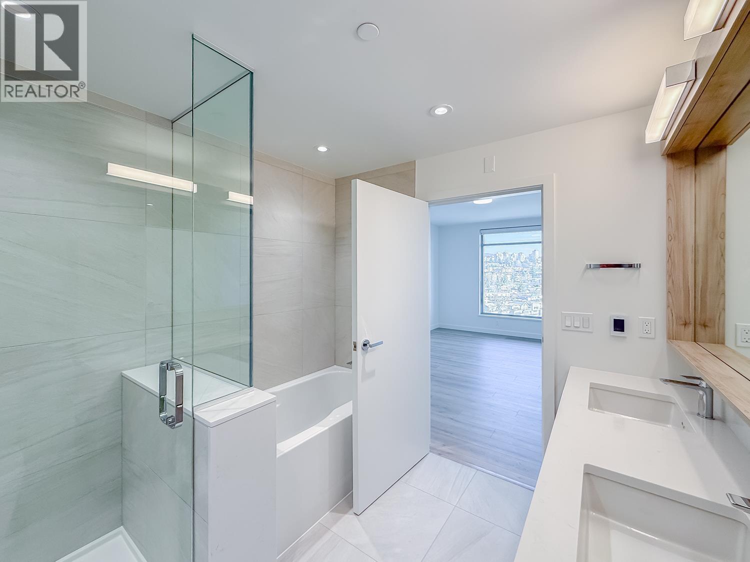 901 755 Harbourside Drive, North Vancouver, British Columbia  V7P 0G1 - Photo 16 - R3097105