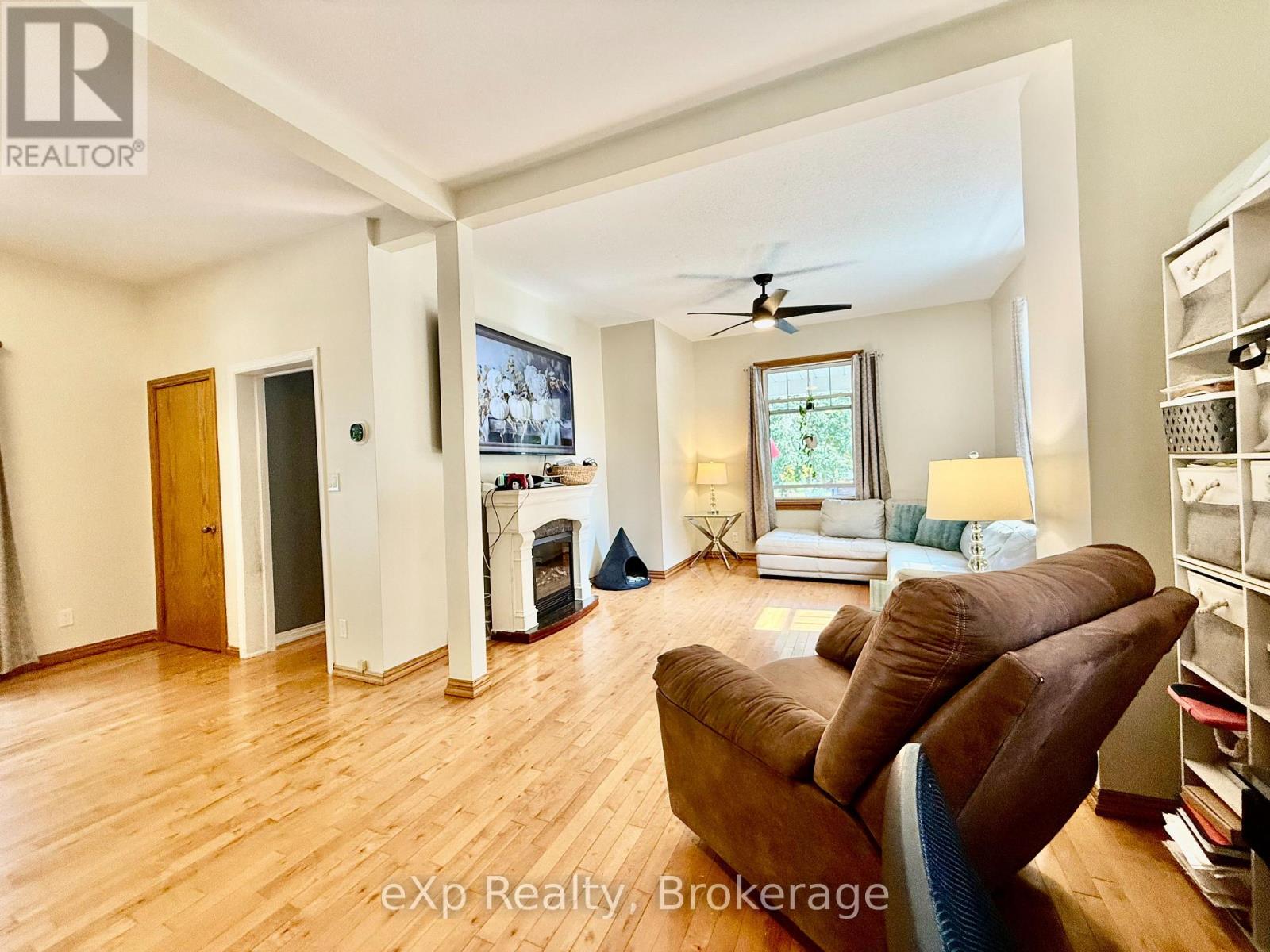 507 Mary Street, Brockton, Ontario  N0G 2V0 - Photo 7 - X12857256