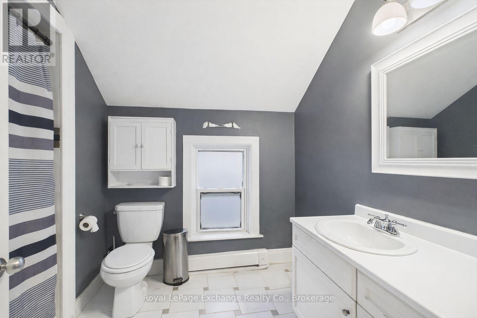 461/463 Princes Street S, Kincardine, Ontario  N2Z 2V1 - Photo 15 - X12857264