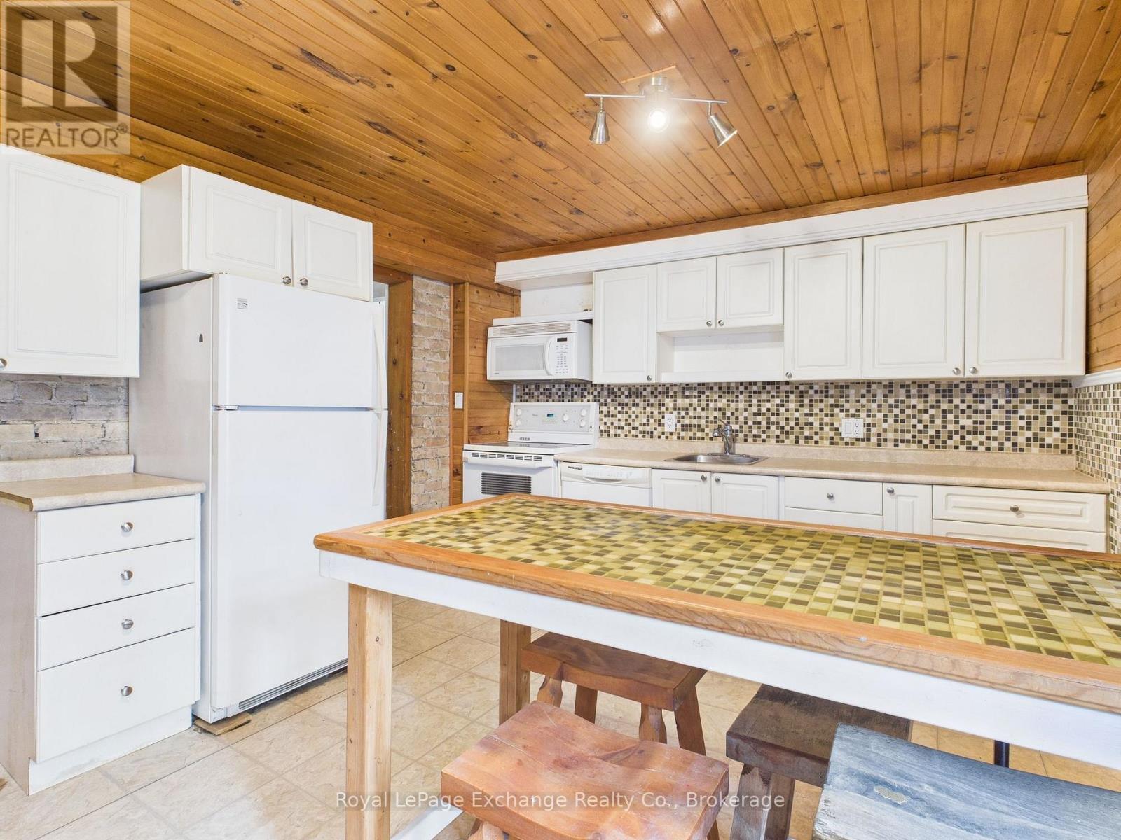 461/463 Princes Street S, Kincardine, Ontario  N2Z 2V1 - Photo 19 - X12857264