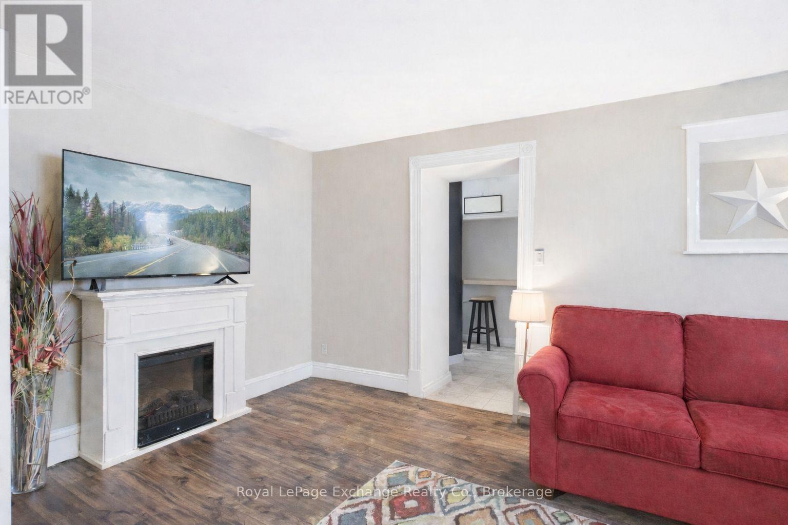 461/463 Princes Street S, Kincardine, Ontario  N2Z 2V1 - Photo 3 - X12857264