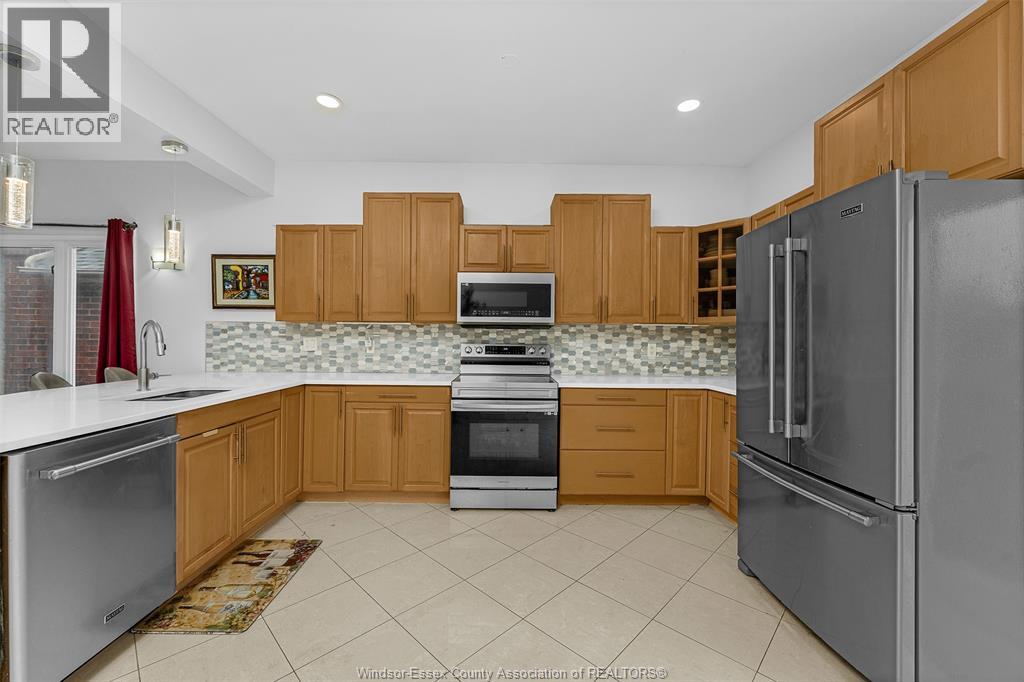 4892 Barcelona Crescent, Windsor, Ontario  N9G 3G1 - Photo 8 - 26004775