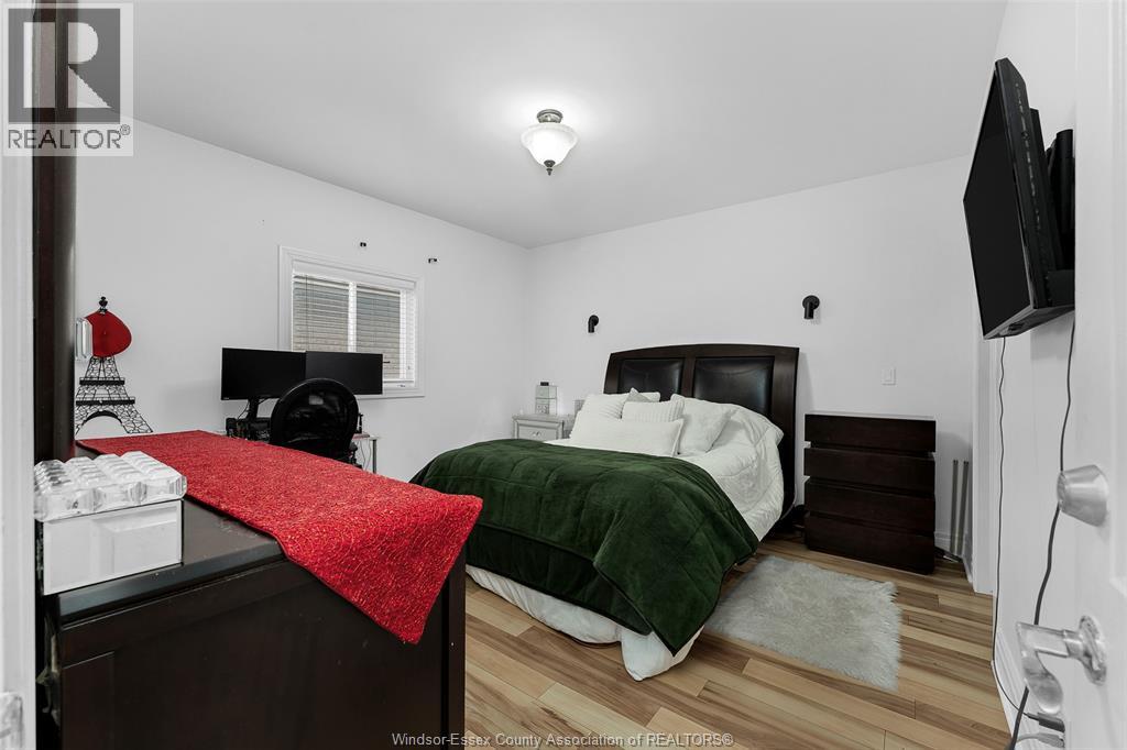 4892 Barcelona Crescent, Windsor, Ontario  N9G 3G1 - Photo 9 - 26004775