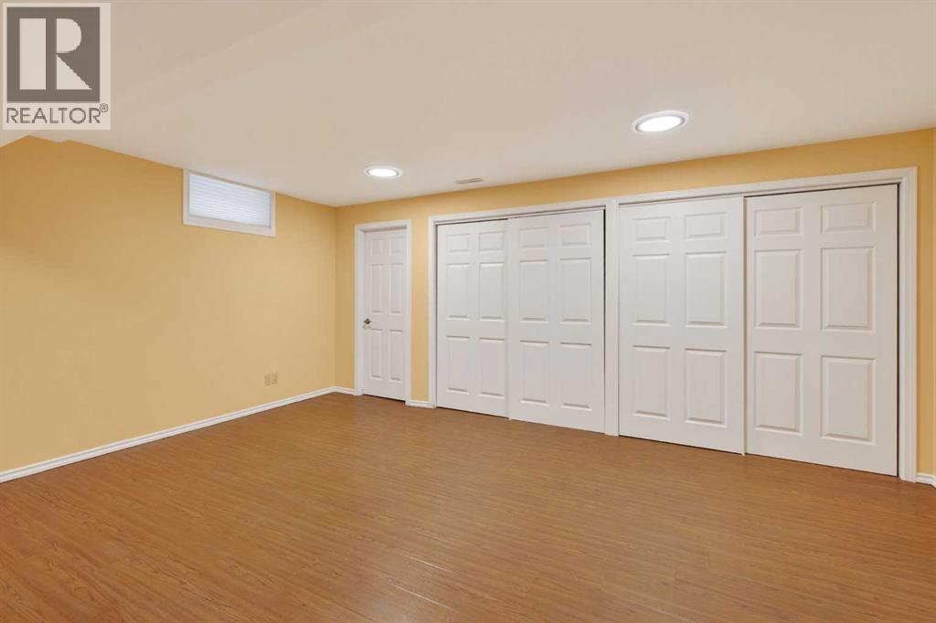 315 Woodhaven Place Sw, Calgary, Alberta  T2W 5P4 - Photo 31 - A2289181