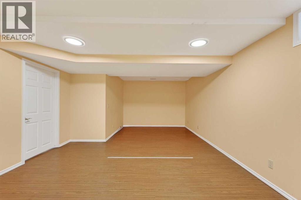 315 Woodhaven Place Sw, Calgary, Alberta  T2W 5P4 - Photo 30 - A2289181