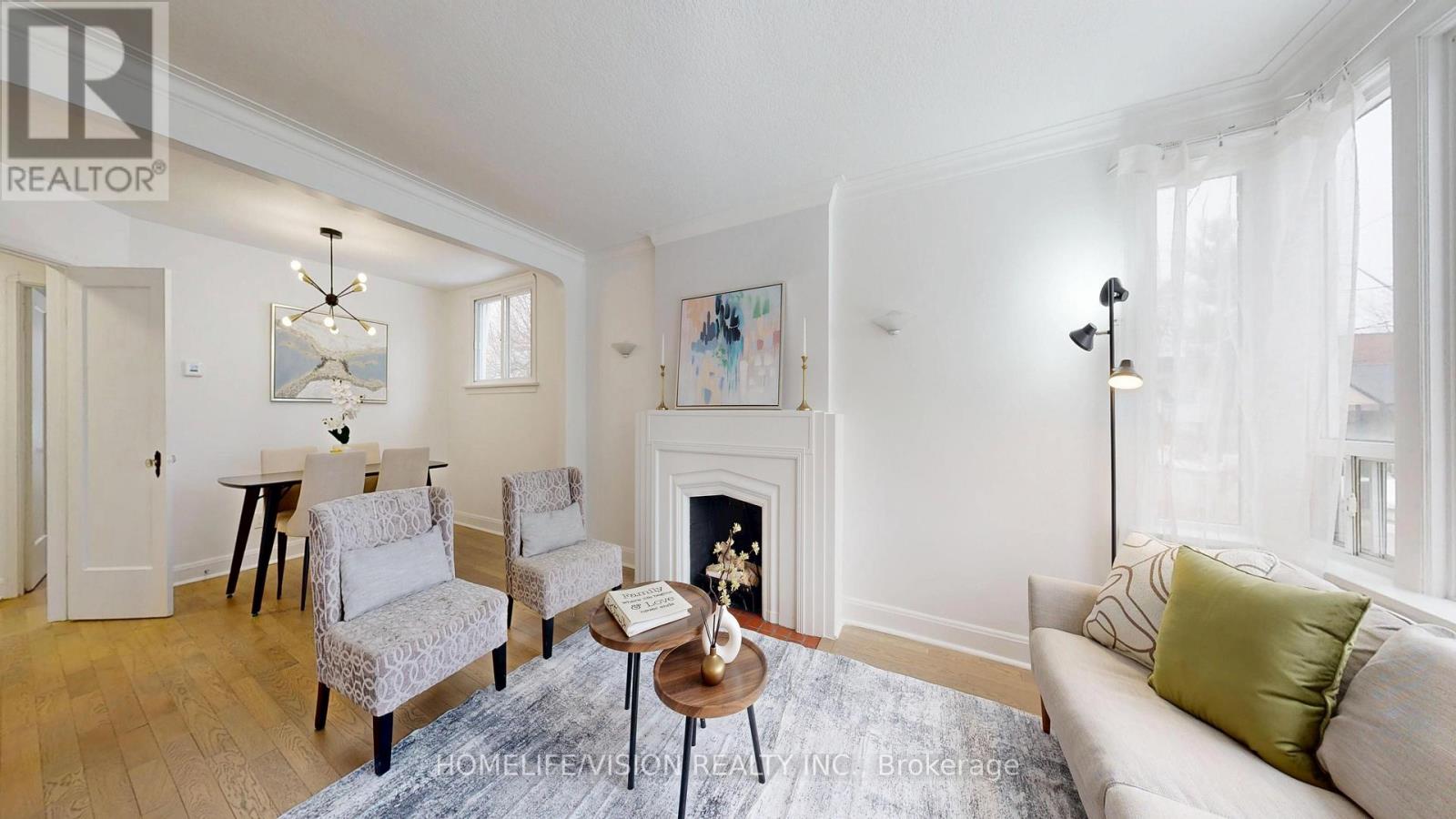 37 Davies Crescent, Toronto, Ontario  M4J 2X7 - Photo 4 - E12857220