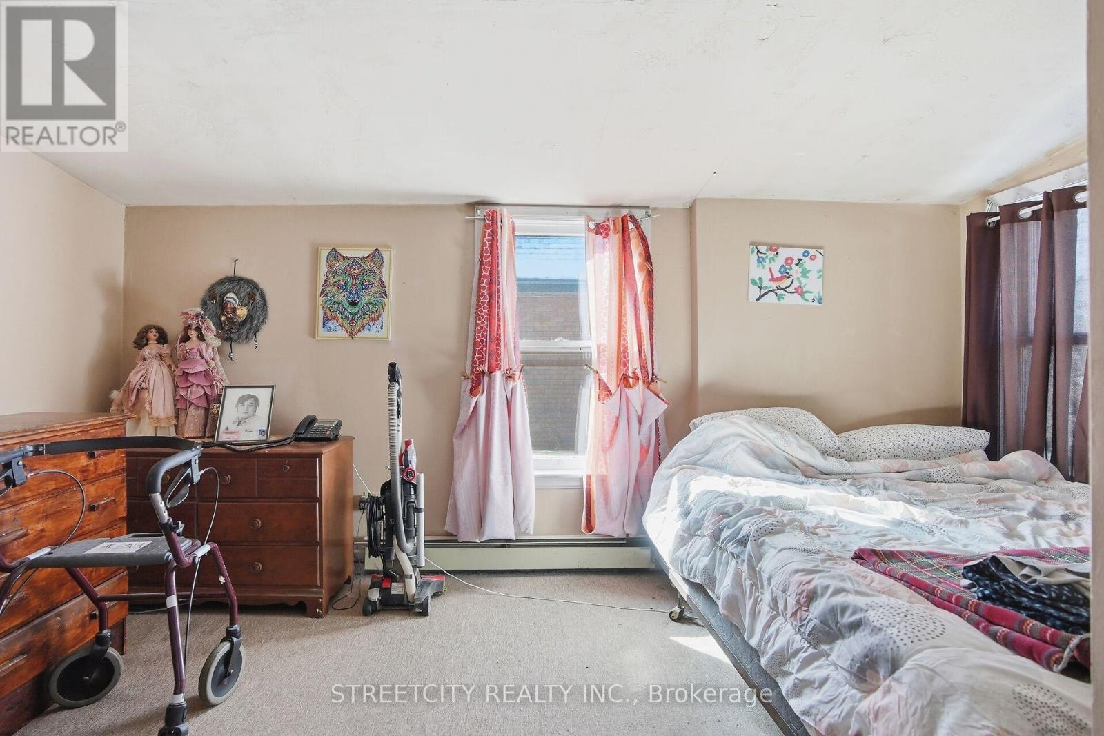 82 Wellington Street, St. Thomas, Ontario  N5R 2R2 - Photo 20 - X12841718