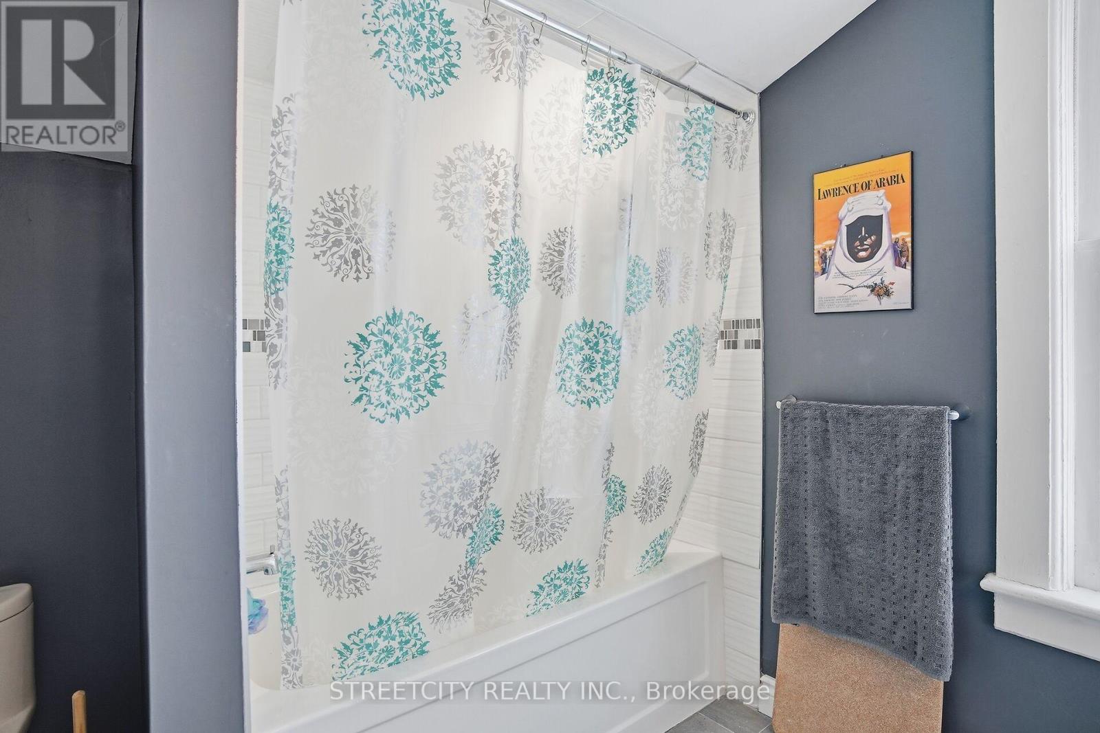 82 Wellington Street, St. Thomas, Ontario  N5R 2R2 - Photo 37 - X12841718