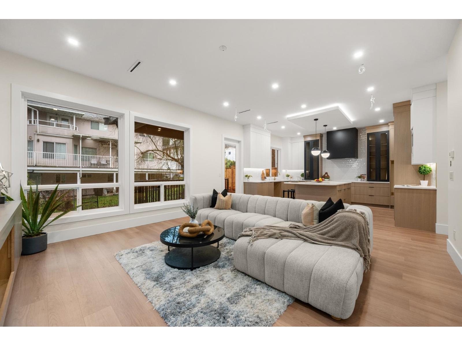 11472 138a Street, Surrey, British Columbia  V3R 0J3 - Photo 9 - R3088676