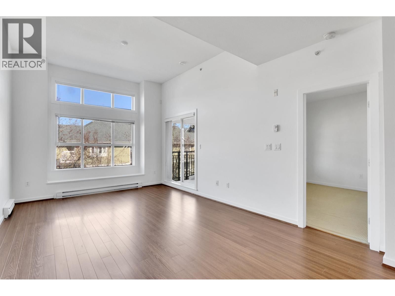 406 5665 Irmin Street, Burnaby, British Columbia  V5J 0C4 - Photo 1 - R3097174