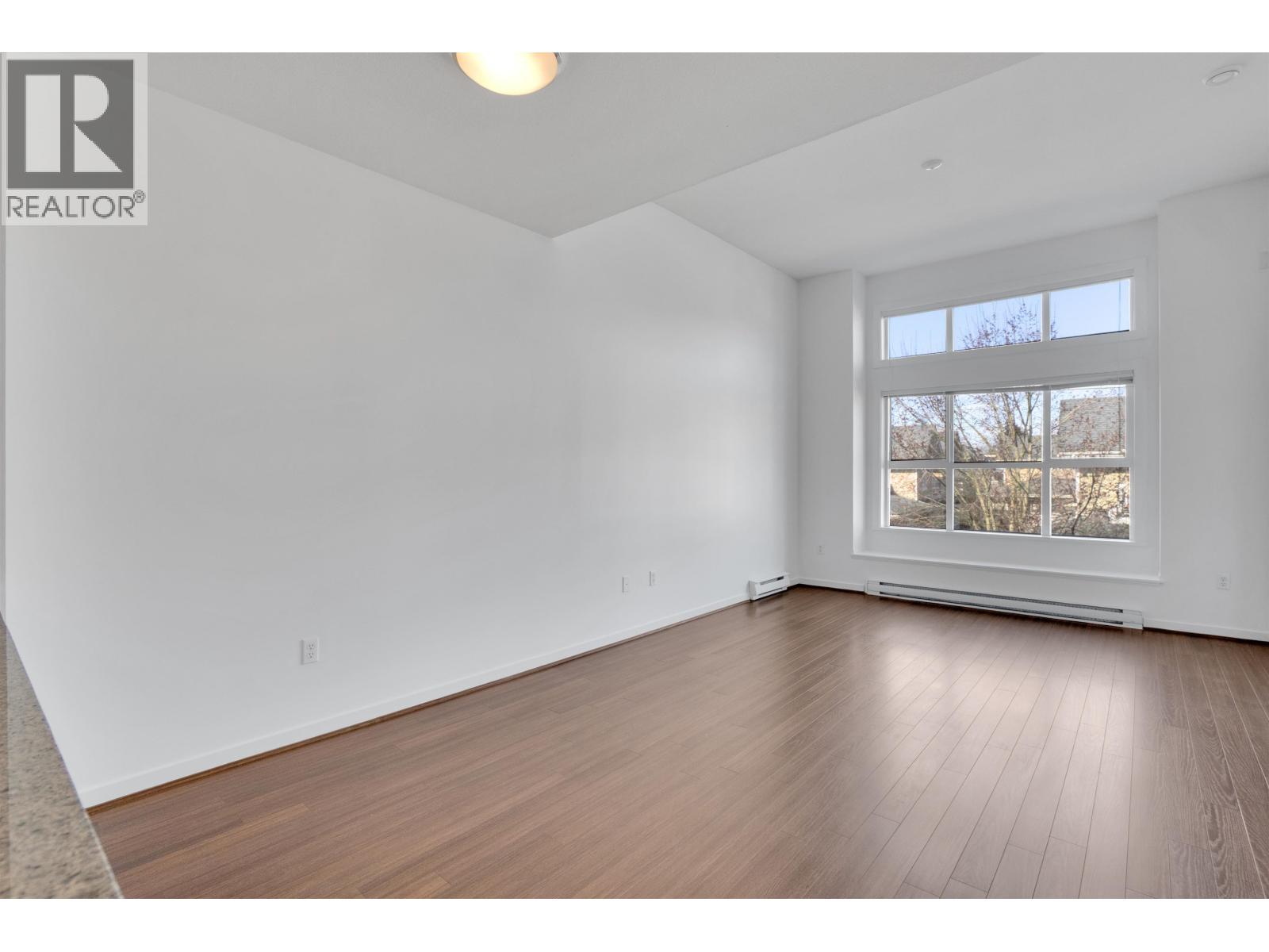 406 5665 Irmin Street, Burnaby, British Columbia  V5J 0C4 - Photo 2 - R3097174