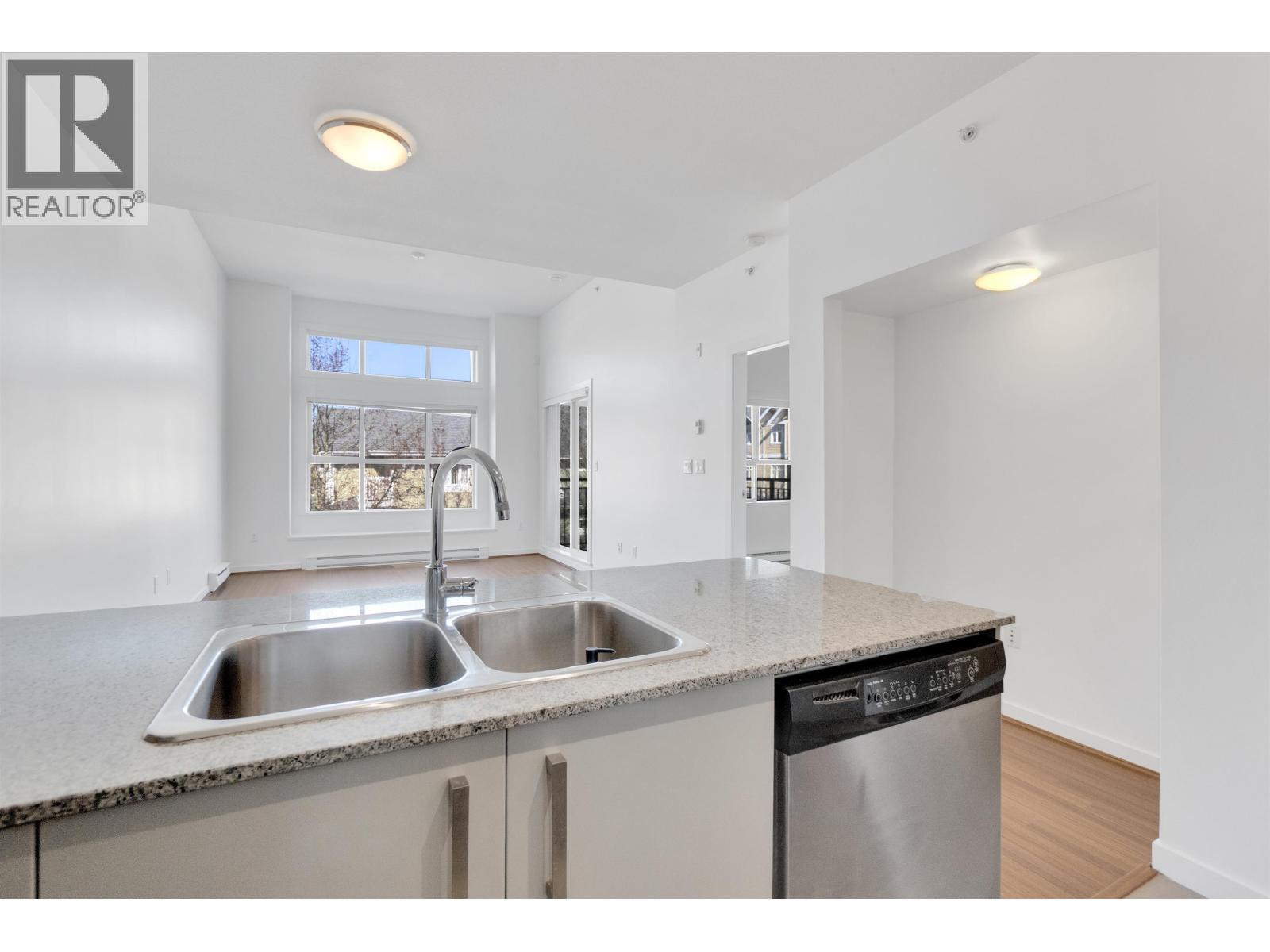 406 5665 Irmin Street, Burnaby, British Columbia  V5J 0C4 - Photo 8 - R3097174