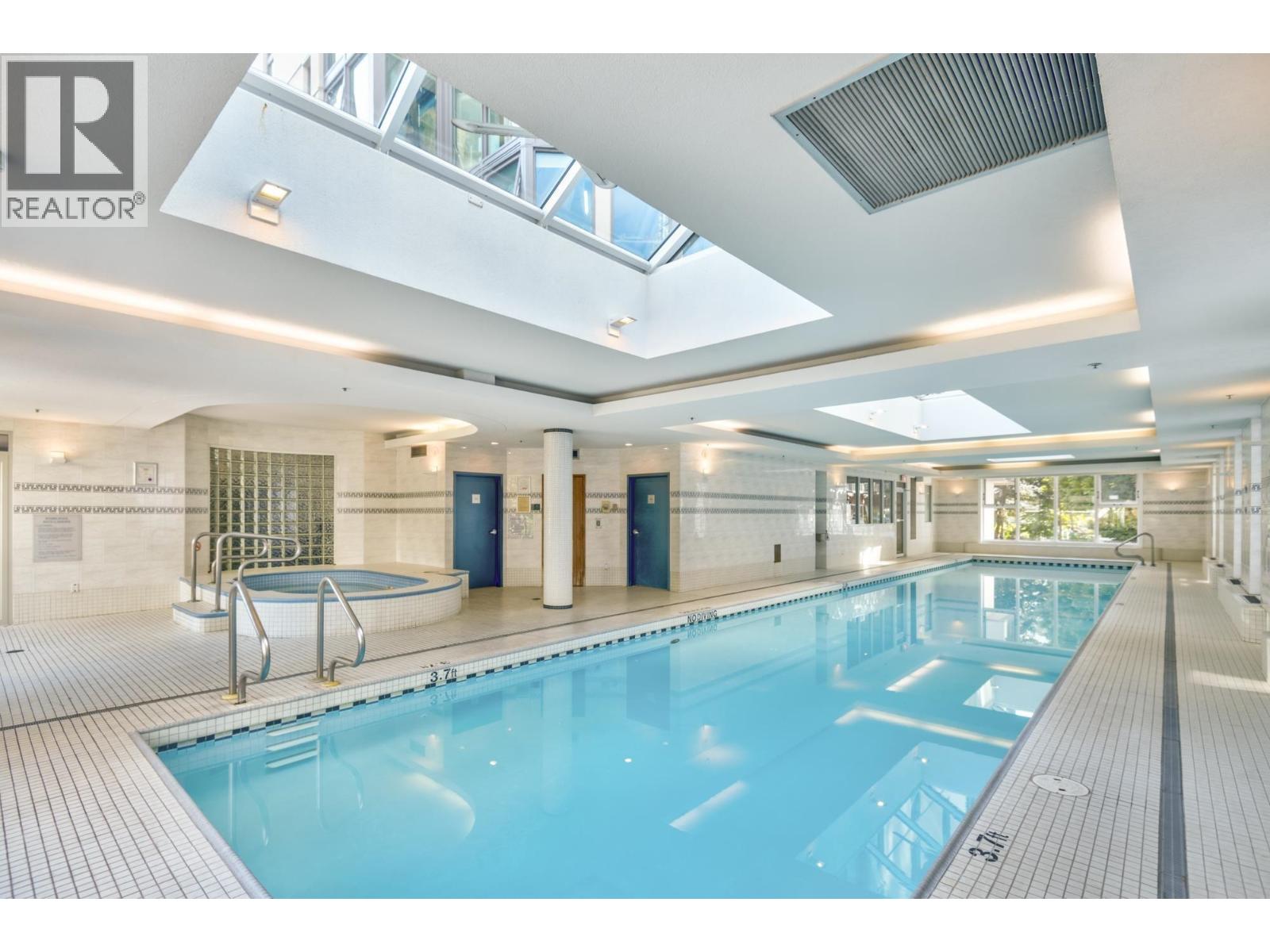 40x 1323 Homer Street, Vancouver, British Columbia  V6B 5T1 - Photo 16 - R3097189