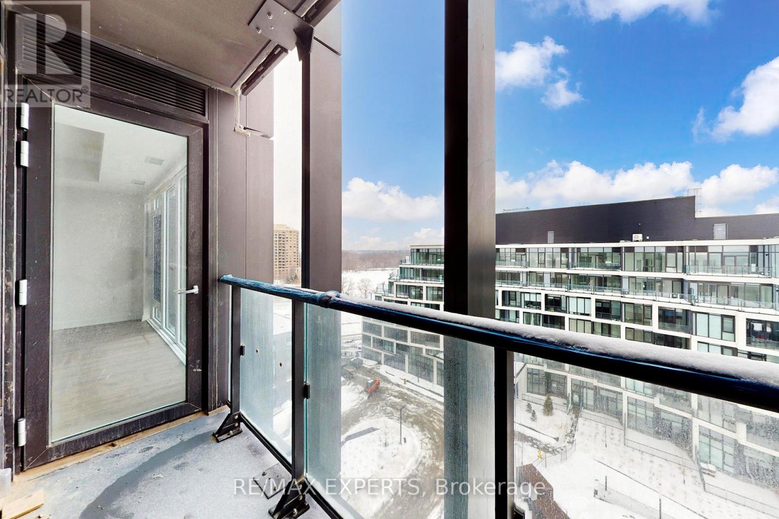 808 - 1 Quarrington Lane, Toronto, Ontario  M3C 0S4 - Photo 12 - C12857258