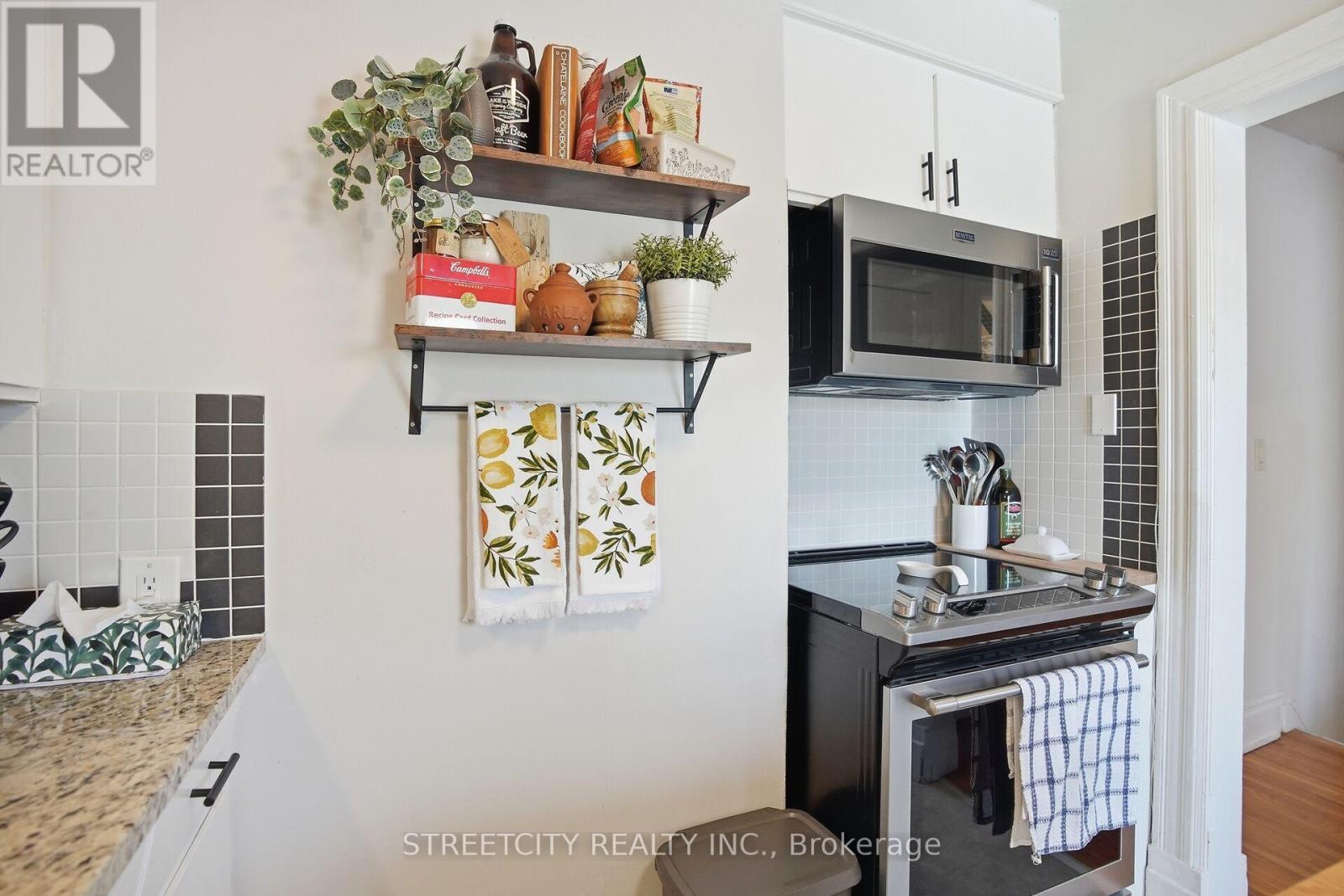 Photo 32 of 43 for 57 Rosebery Place