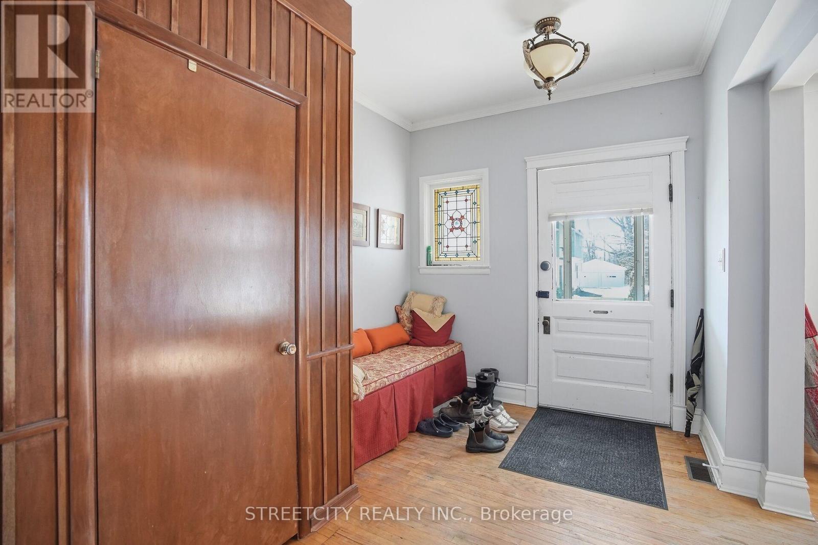 57 Rosebery Place, St. Thomas, Ontario  N5R 2H9 - Photo 16 - X12841730