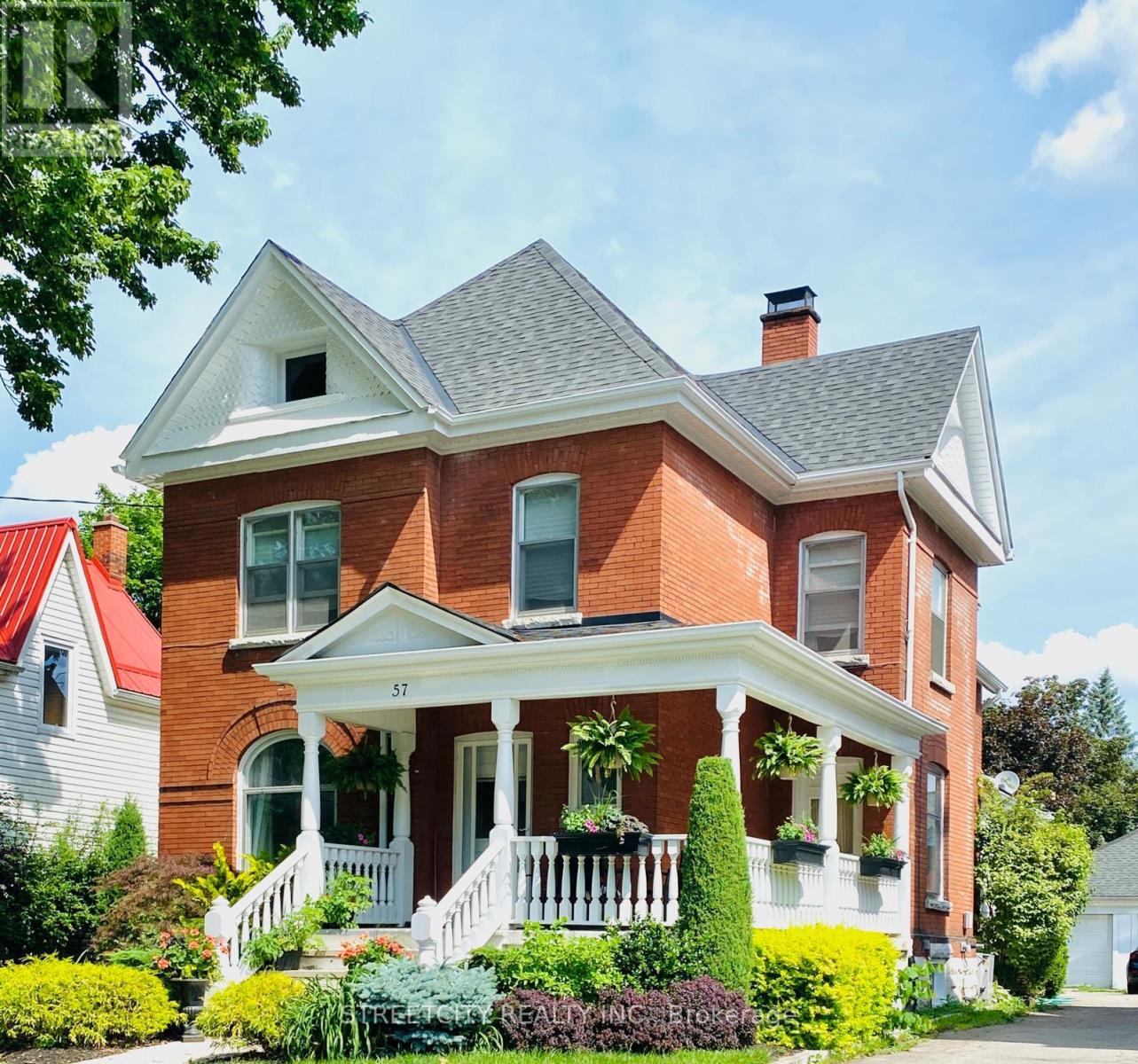 57 Rosebery Place, St. Thomas, Ontario  N5R 2H9 - Photo 2 - X12841730