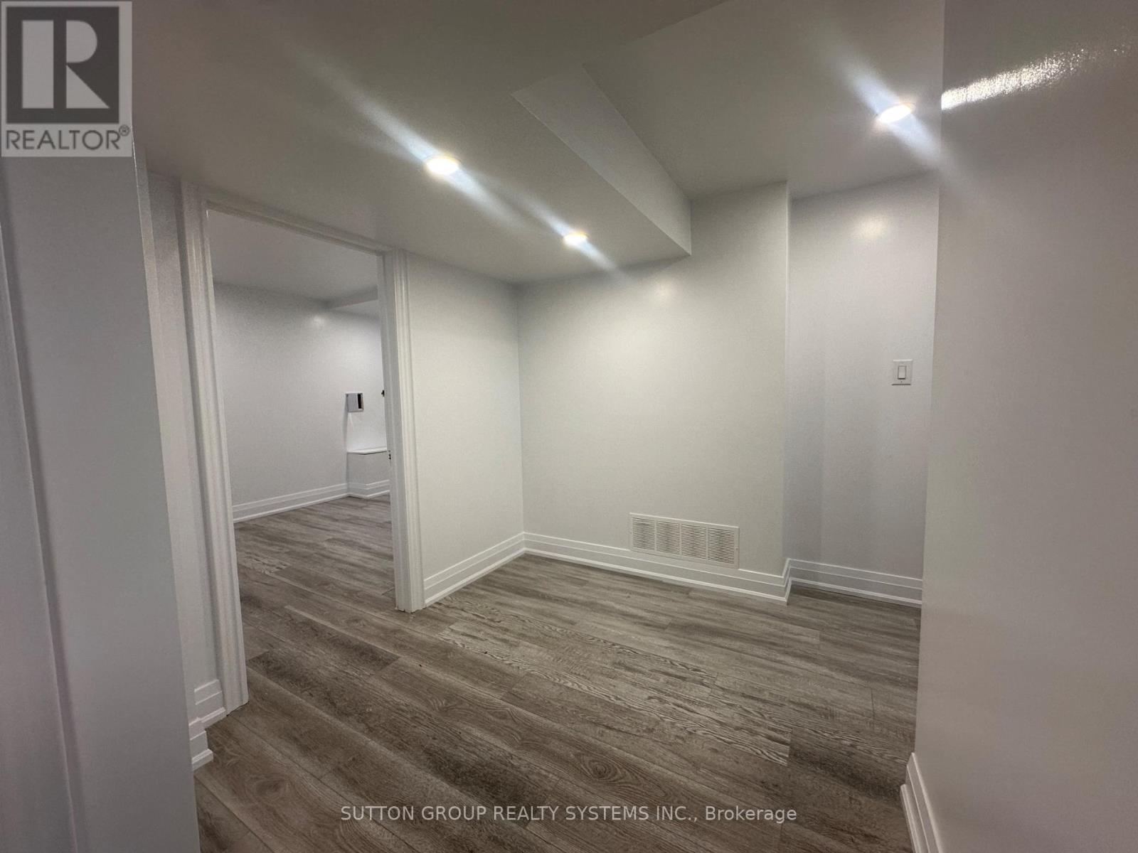 Lower Level - 195 Martin Grove Road, Toronto, Ontario  M9B 4L2 - Photo 5 - W12857250