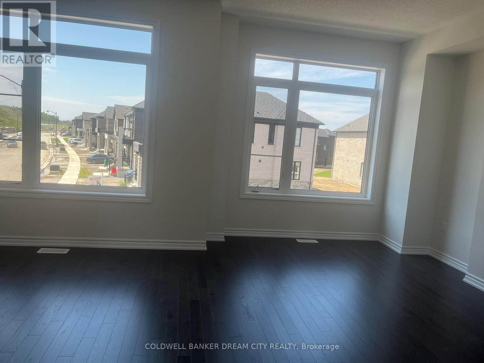 57 Camino Real Drive S, Caledon, Ontario  L7C 1Z9 - Photo 4 - W12857266