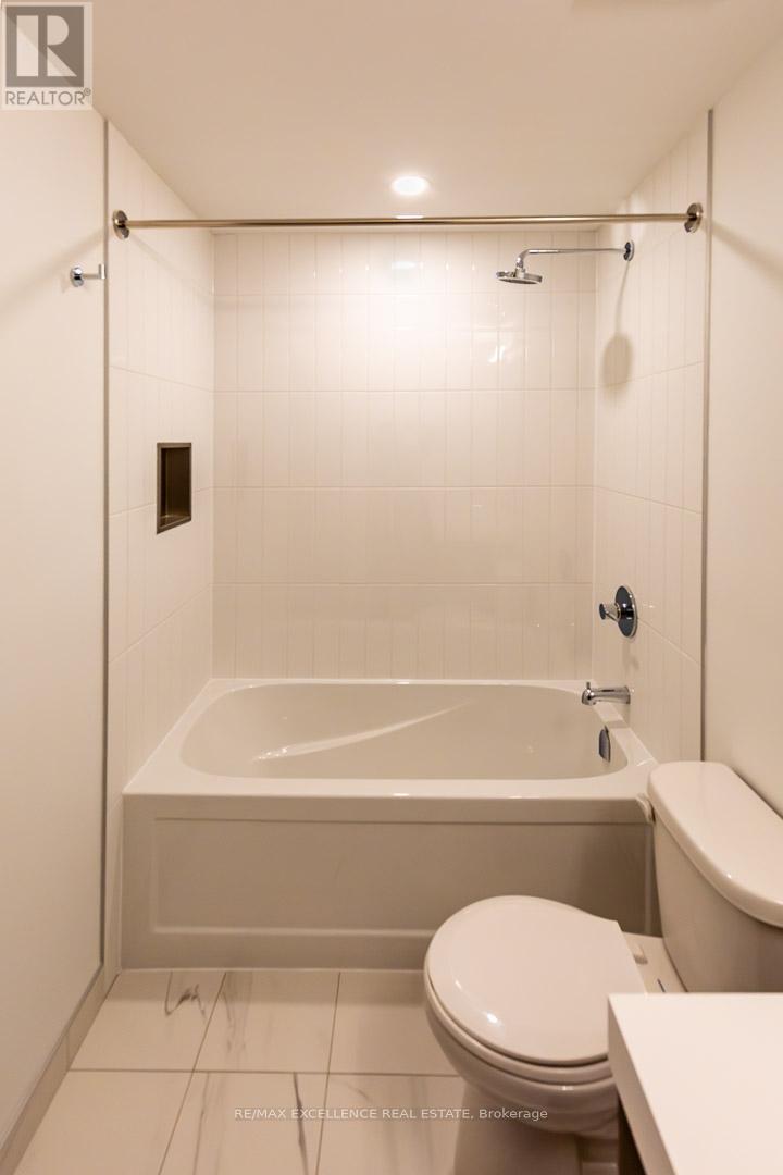 60 All Nations Drive, Brampton, Ontario  L7A 5M4 - Photo 11 - W12856542