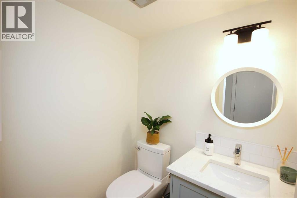 641 Queensland Place Se, Calgary, Alberta  T2J 6R6 - Photo 22 - A2291168