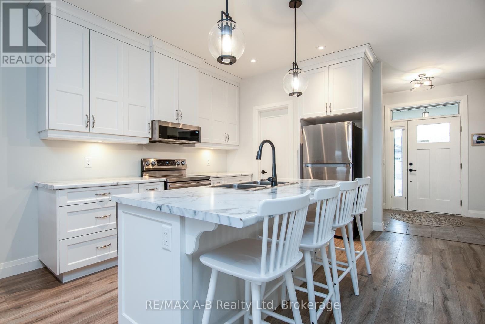 149 Ridgewood Crescent, St. Marys, Ontario  N4X 0B8 - Photo 18 - X12857192