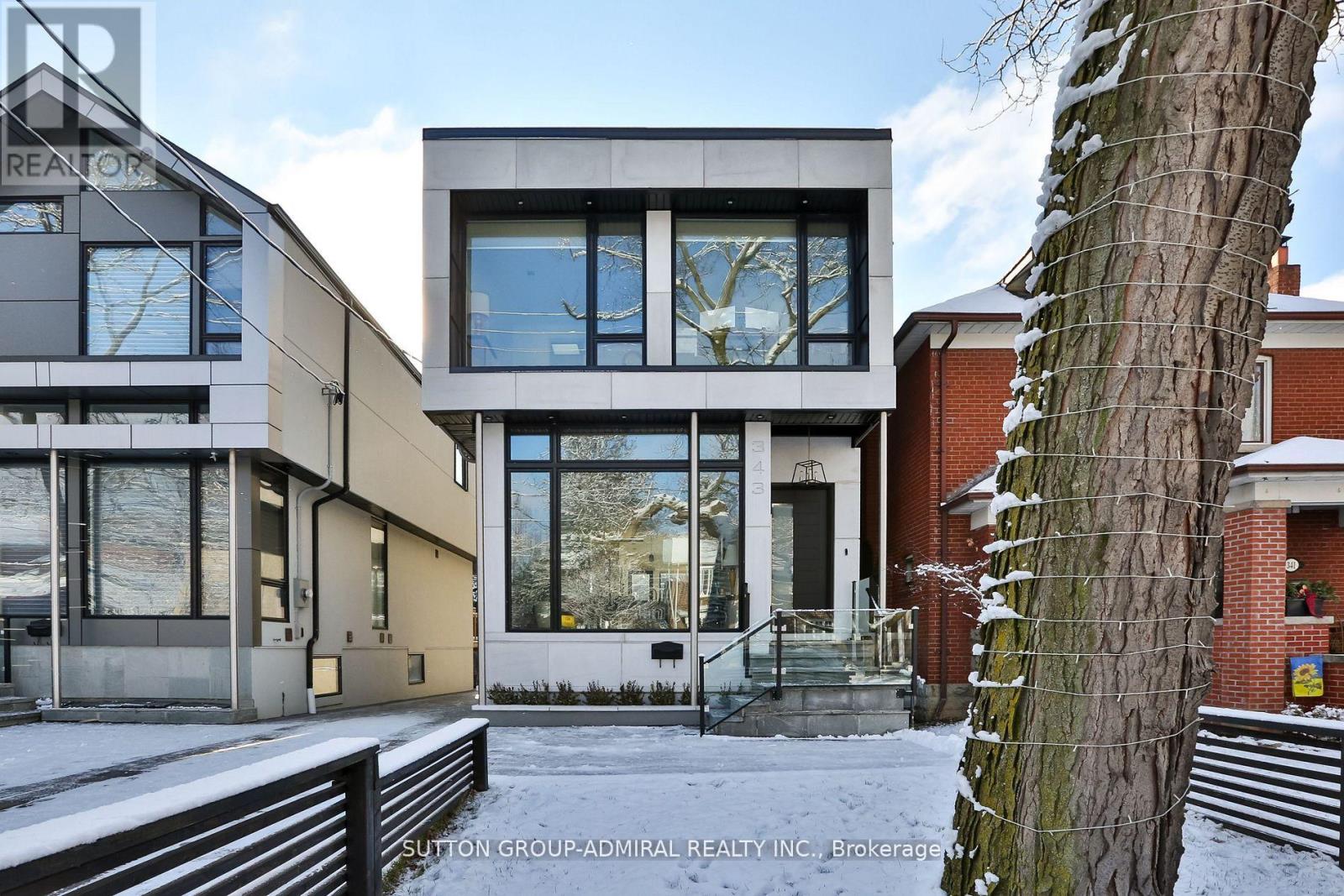 343 MANOR ROAD E, Toronto, Ontario