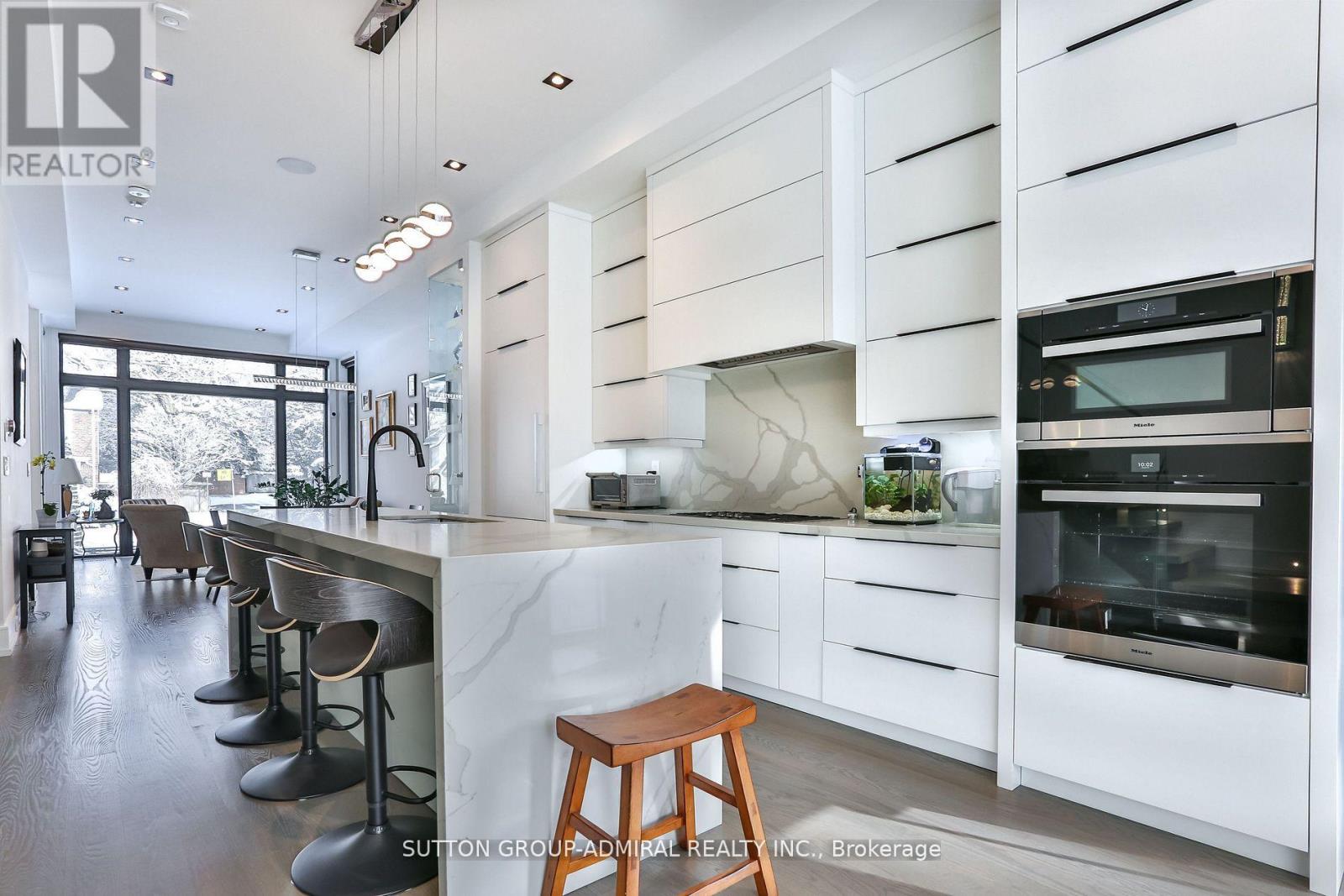 343 Manor Road E, Toronto, Ontario  M4S 1S6 - Photo 4 - C12857288