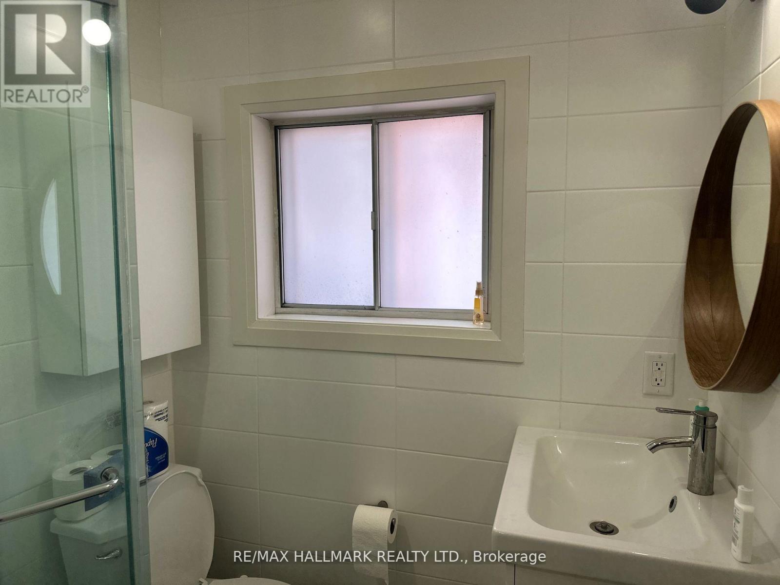 11 - 595 St Clair Avenue W, Toronto, Ontario  M6C 1A3 - Photo 14 - C12857310