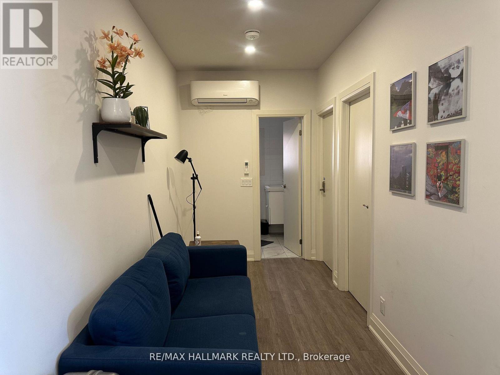 11 - 595 St Clair Avenue W, Toronto, Ontario  M6C 1A3 - Photo 7 - C12857310