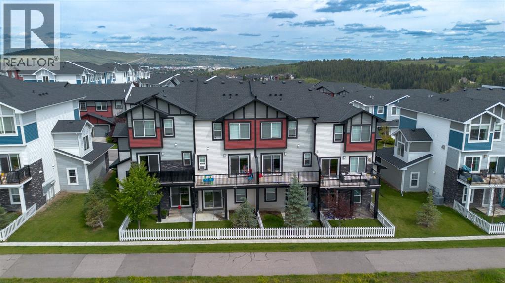 1703 Jumping Pound Common, Cochrane, Alberta  T4C 2L1 - Photo 28 - A2276569