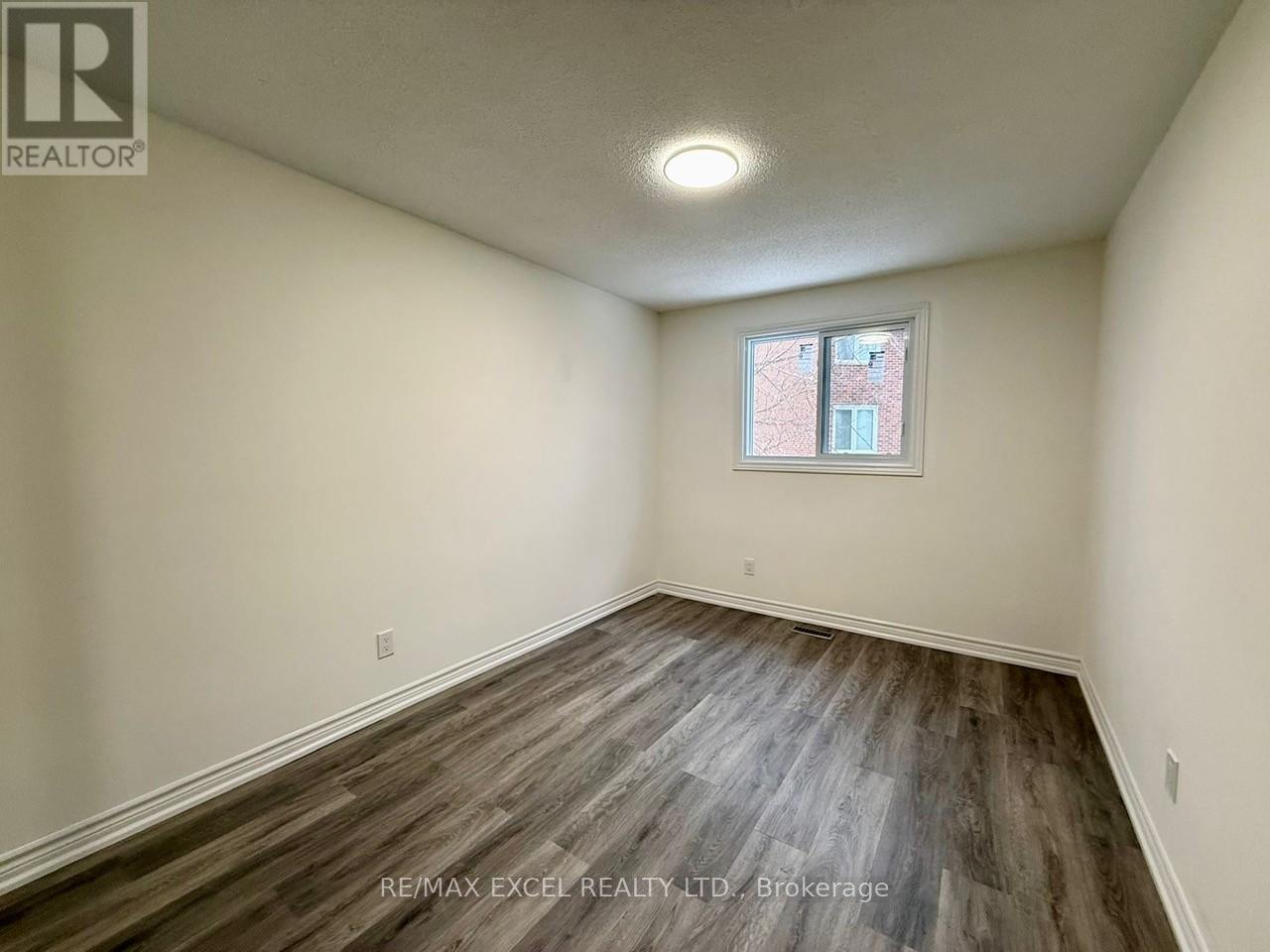 55 Plumbrook Crescent, Toronto, Ontario  M1S 3Z9 - Photo 10 - E12857282