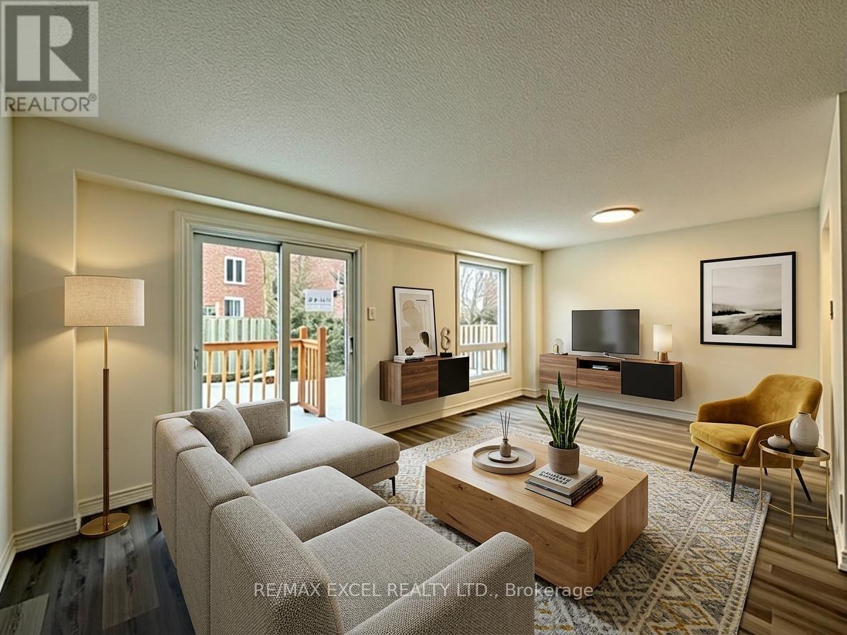 55 Plumbrook Crescent, Toronto, Ontario  M1S 3Z9 - Photo 5 - E12857282