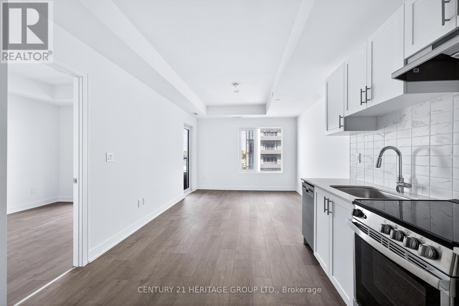 A905 - 705 Davis Drive, Newmarket, Ontario  L3Y 0J1 - Photo 7 - N12857314