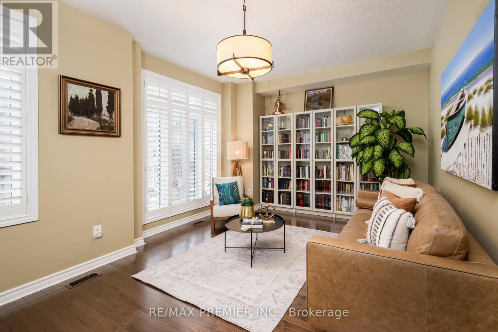 39 Market Garden Mews, Toronto, Ontario  M8Z 0A6 - Photo 20 - W12857276