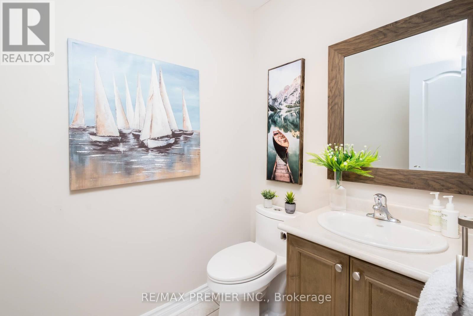 39 Market Garden Mews, Toronto, Ontario  M8Z 0A6 - Photo 27 - W12857276