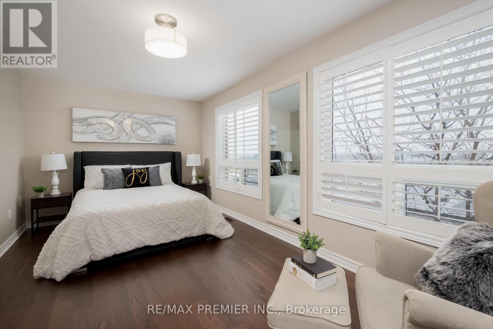 39 Market Garden Mews, Toronto, Ontario  M8Z 0A6 - Photo 31 - W12857276