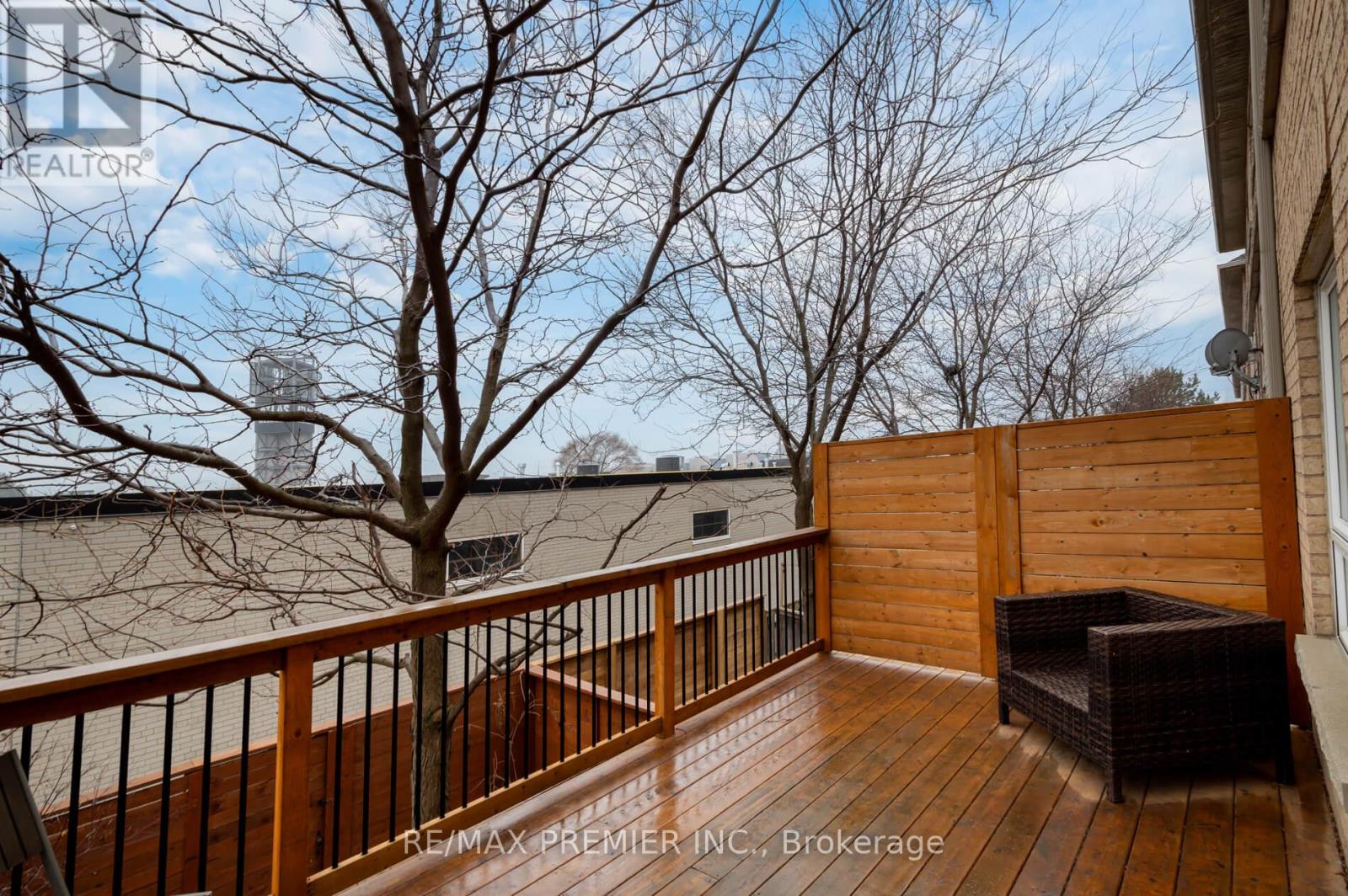 39 Market Garden Mews, Toronto, Ontario  M8Z 0A6 - Photo 40 - W12857276