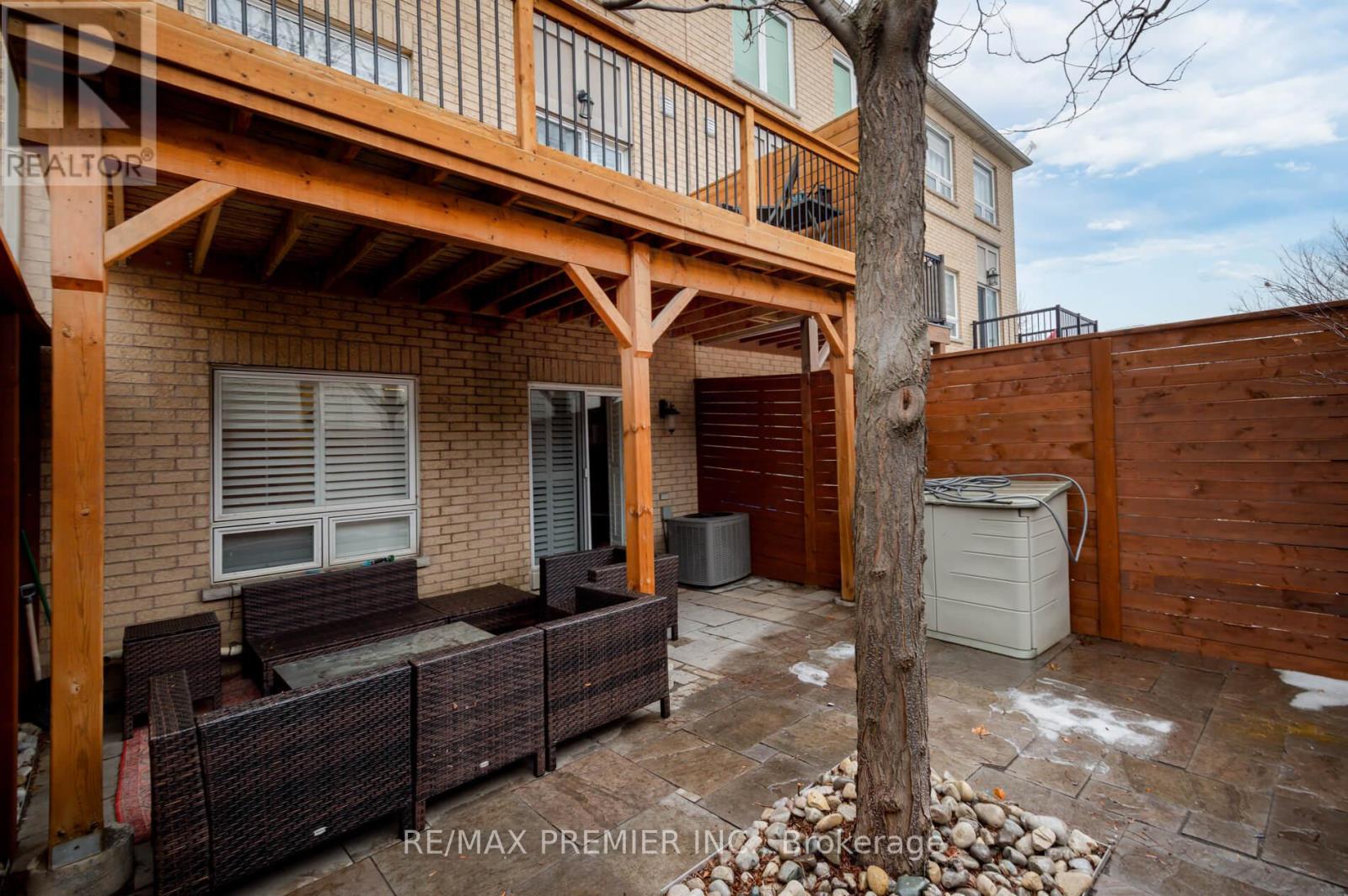 39 Market Garden Mews, Toronto, Ontario  M8Z 0A6 - Photo 46 - W12857276