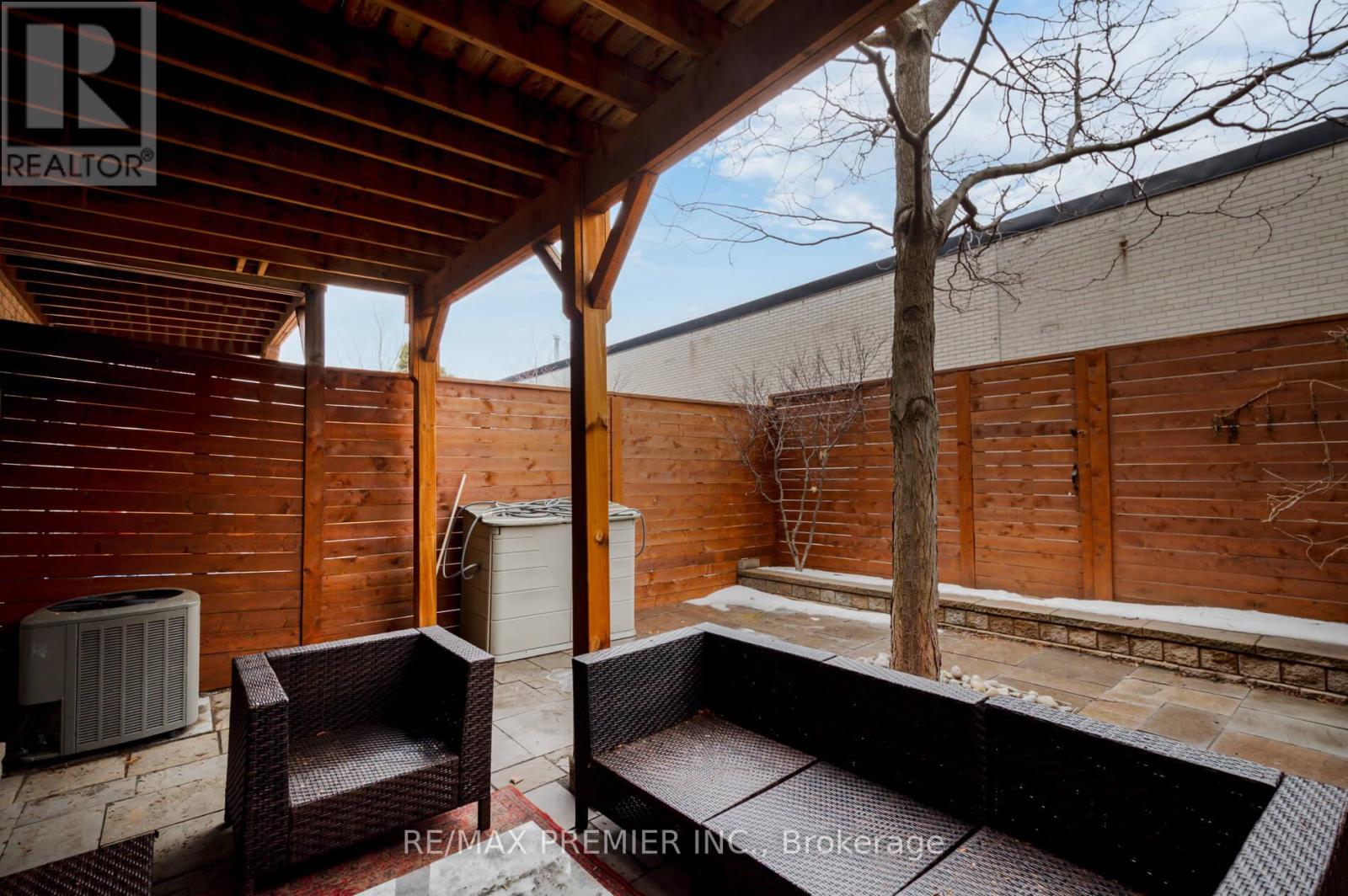 39 Market Garden Mews, Toronto, Ontario  M8Z 0A6 - Photo 47 - W12857276