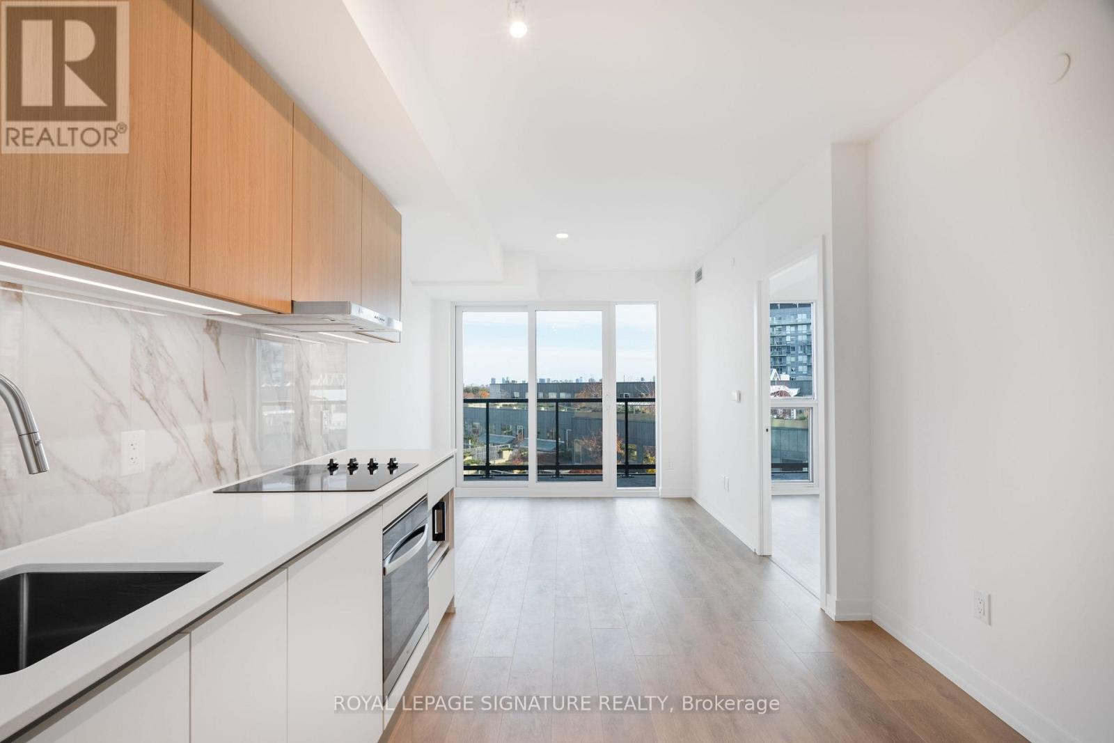 801 - 1100 Sheppard Avenue W, Toronto, Ontario  M3K 0E4 - Photo 3 - W12857290