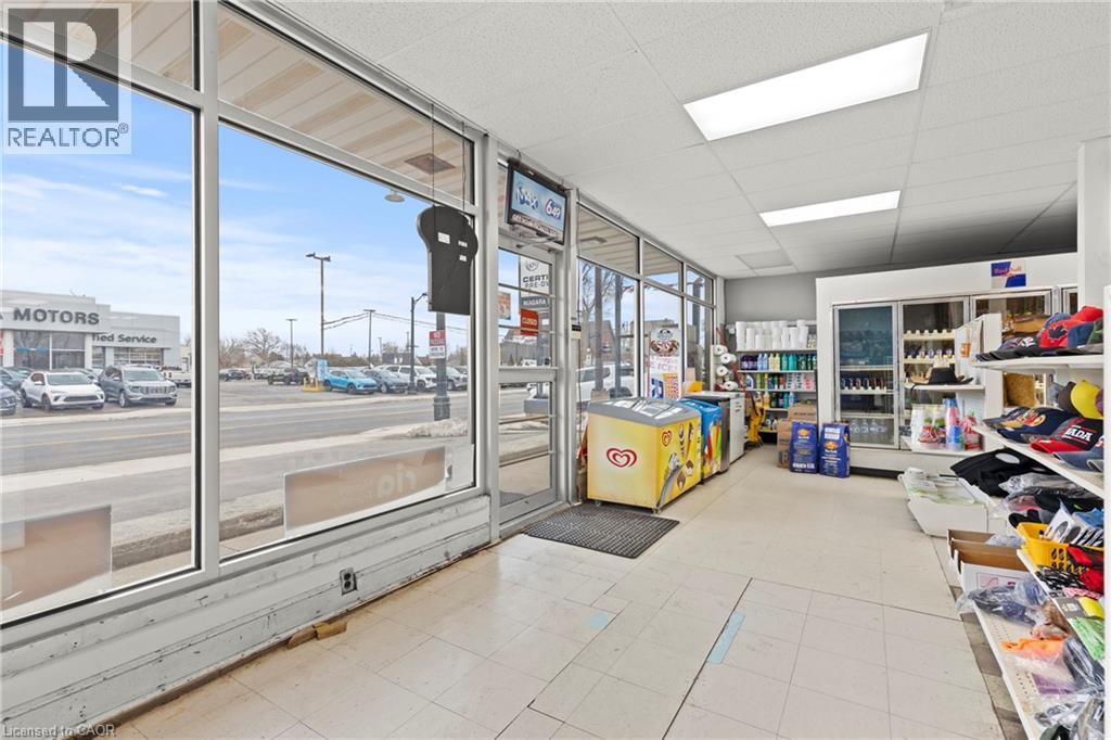 1530 Niagara Stone Road, Niagara-On-The-Lake, Ontario  L0S 1J0 - Photo 22 - 40810093