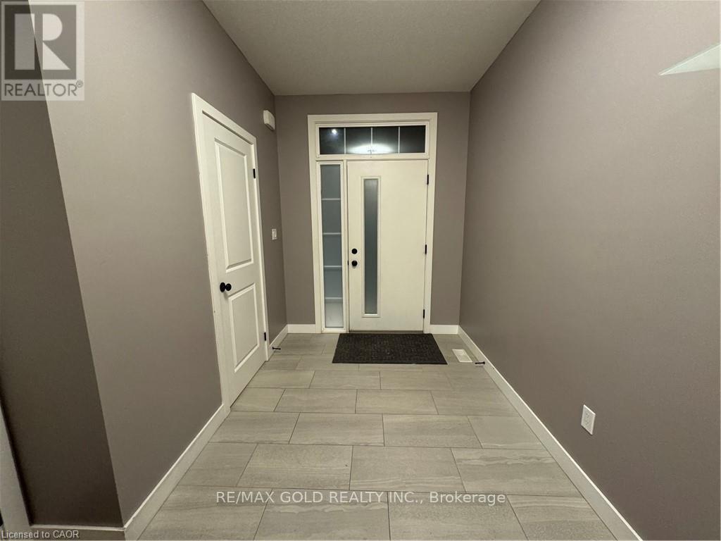 26 - 3025 Doyle Drive, London South, Ontario  N6M 0H2 - Photo 3 - X12857306